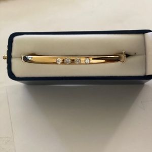 Gold bracelet